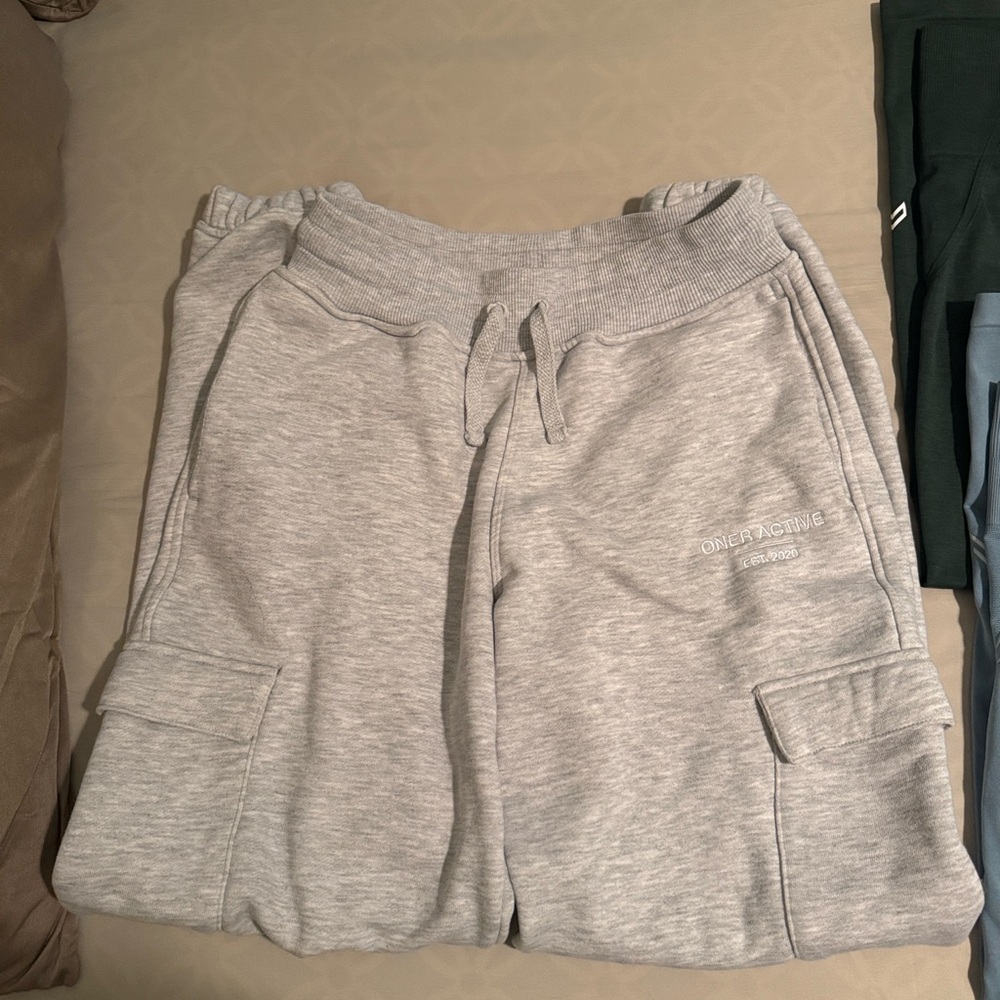 Oner Active Cargo Joggers-Size small LONG-Grey Marl